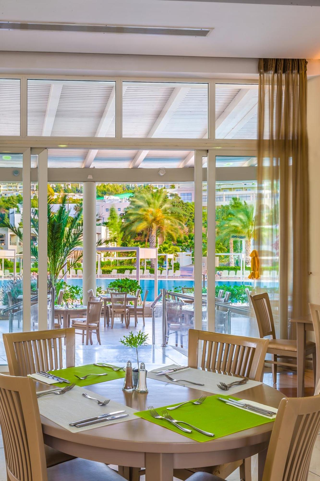 Kipriotis Maris Suites Psalidi  Luaran gambar
