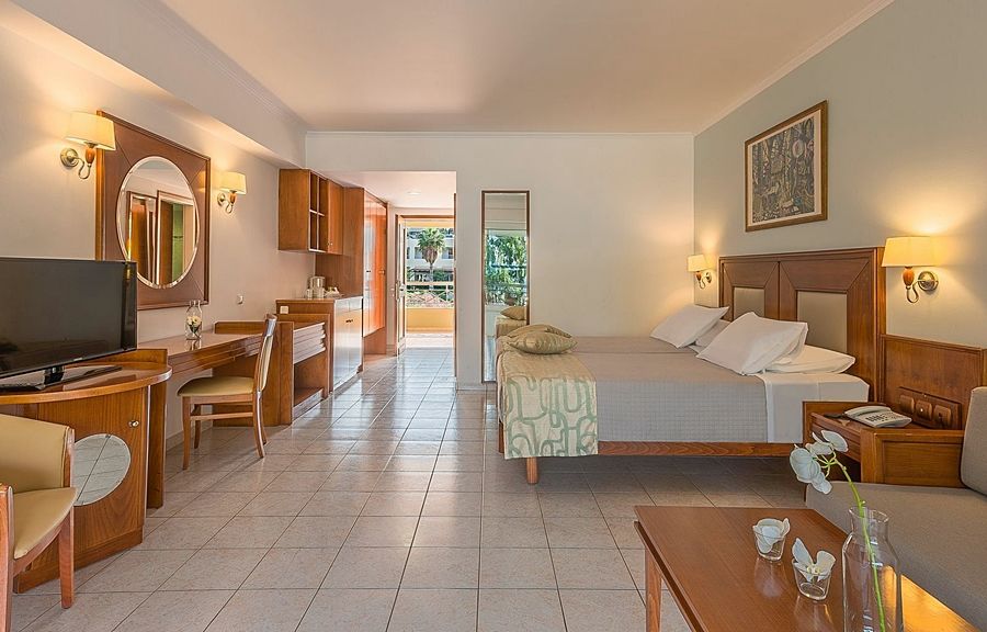 Kipriotis Maris Suites Psalidi  Luaran gambar