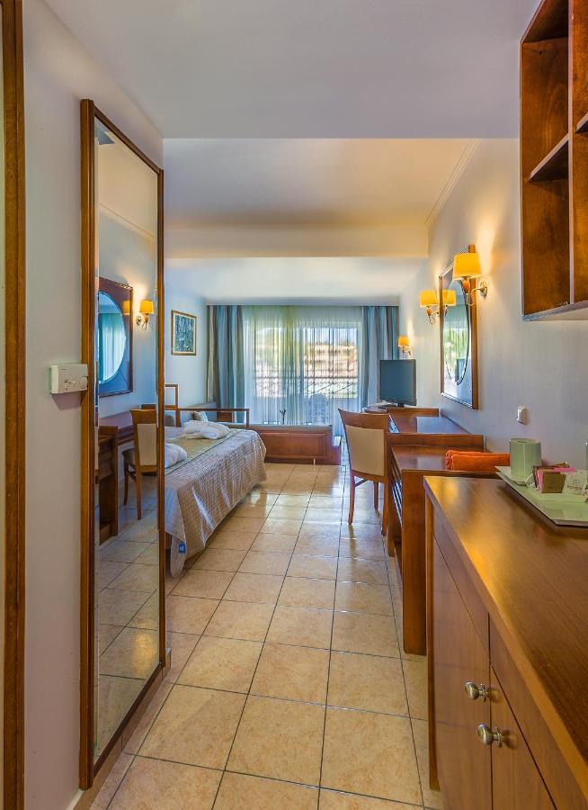 Kipriotis Maris Suites Psalidi  Luaran gambar